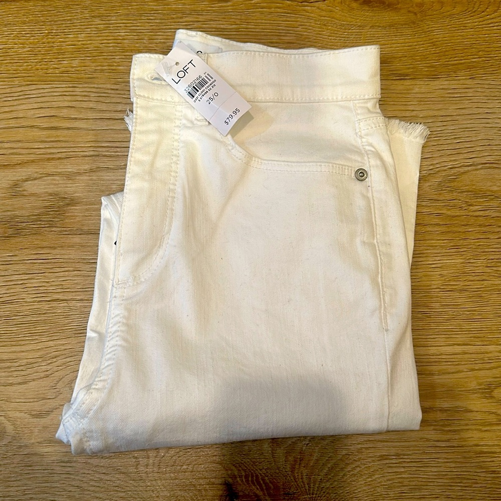 LOFT Frayed High Rise Slim Flare Jeans in White 25/0